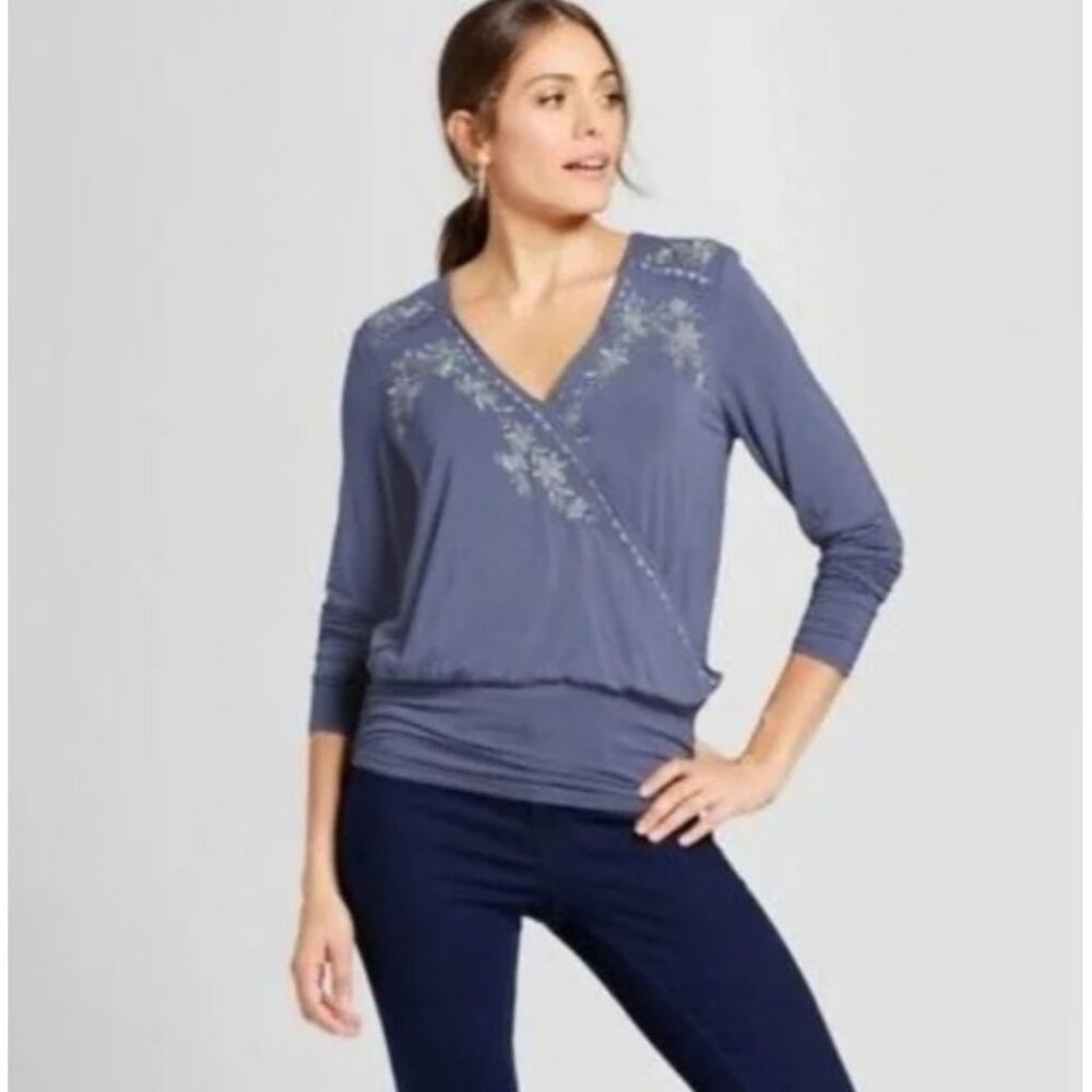 Knox Rose Womens Wrap Surplice Blouse Top Size L Blue Floral Embroidered Boho
